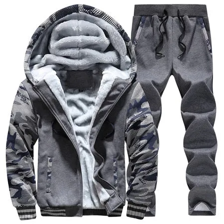 Tracksuit Men Winter Camouflage Hoodies Casual Hooded Warm Sweatshirts Thick Fleece 2PC Jacket Pant Men Moleton Masculino M-4XL