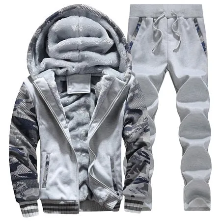 Tracksuit Men Winter Camouflage Hoodies Casual Hooded Warm Sweatshirts Thick Fleece 2PC Jacket Pant Men Moleton Masculino M-4XL