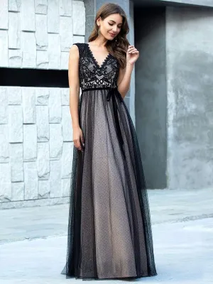 Unique Doublue V Neck Tulle Evening Gowns with Lace